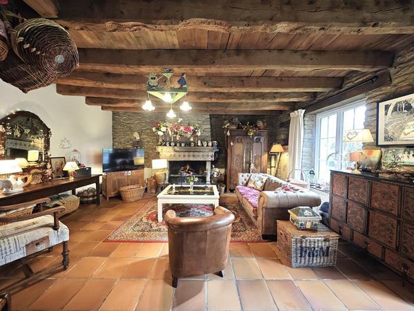 Maison à RADENAC, 56500 - 6 pièces 140m²