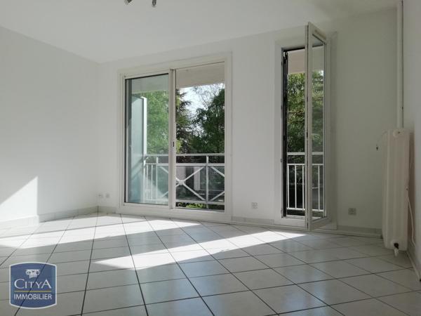 Location appartement Saint-Martin-d'Hères (38400) 4 pièces 72.6m²