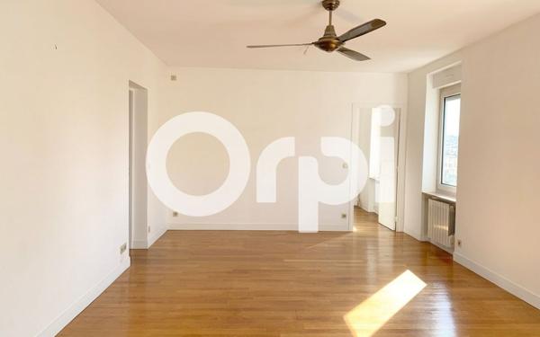 Appartement à louer    4 pièces •  La Varenne - Saint-Maur-des-Fossés