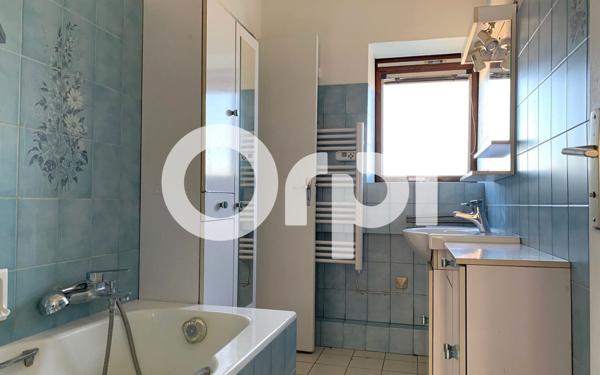 Appartement à louer    4 pièces •  La Varenne - Saint-Maur-des-Fossés