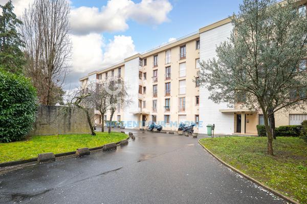 Appartement 4 pièce(s) 75 M² m2 , Cave