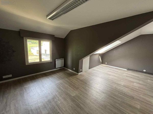Local commercial à vendre à Warcq dans les Ardennes (08000), ref : 10305/1233