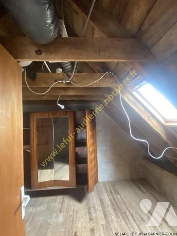 Maison des années 50 en pierre - proche toutes commodités