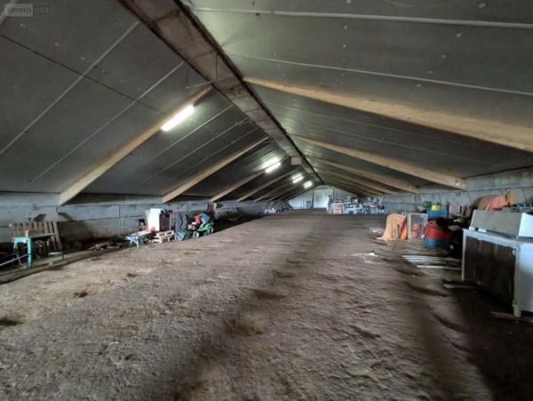 Garage - Parking à vendre à Wormhout dans le Nord (59470), ref : W4001