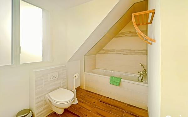 Maison à louer    4 pièces • 123 m2 Port-Louis