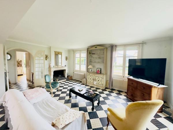 BORD DE MER Maison à vendre À 80m de la mer, 5 chambres, garage, jardin. Colleville Montgomery Plage, proche Ouistreham (14) Calvados