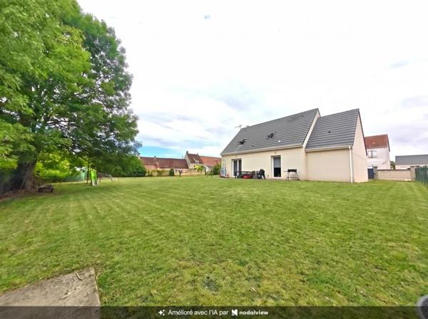 Maison familiale de 2009 ? 102 m² | 4 Chambres | Terrain 852 m² | Garage