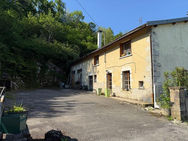 Maison à rénover Cuisia / 137 m² / 5 pièces / 4 chambres / 21 987 m² de terrain
