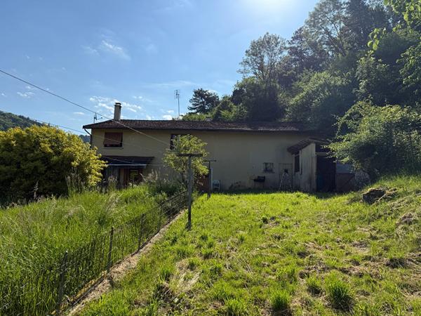 Maison à rénover Cuisia / 137 m² / 5 pièces / 4 chambres / 21 987 m² de terrain