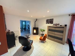 ARGENTRÉ (53210) – Maison familiale récente en demi-niveaux – Bien rare à la vente