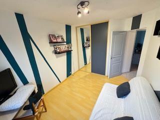 ARGENTRÉ (53210) – Maison familiale récente en demi-niveaux – Bien rare à la vente