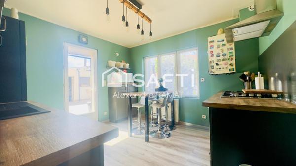 Maison familiale 4 chambres avec jardin et double garage !