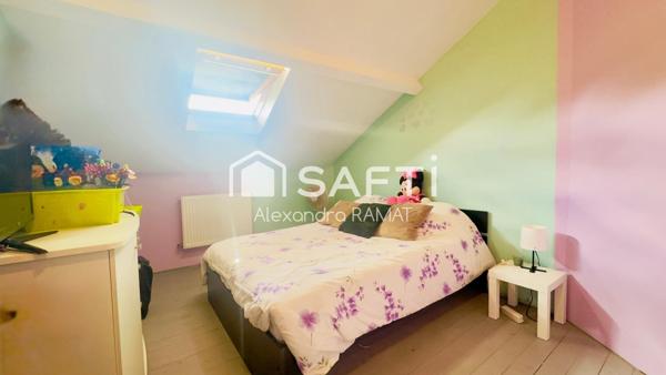 Maison familiale 4 chambres avec jardin et double garage !