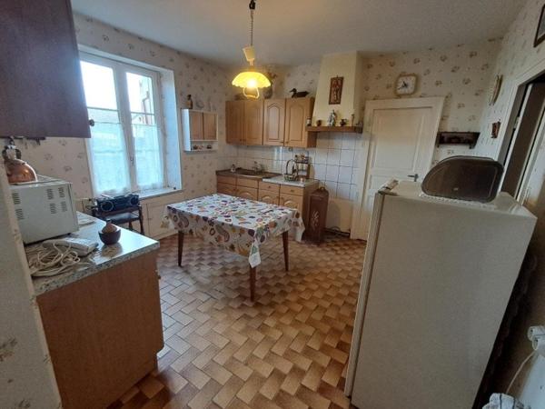 Maison à LE BREIL-SUR-MERIZE, 72370 - 4 pièces 98m²