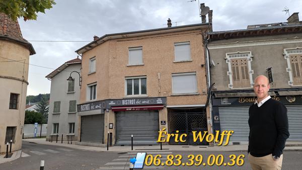 Plateaux à rénovés au centredu village
