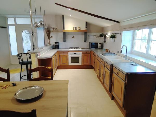 Belle Charentaise en pierre de taille