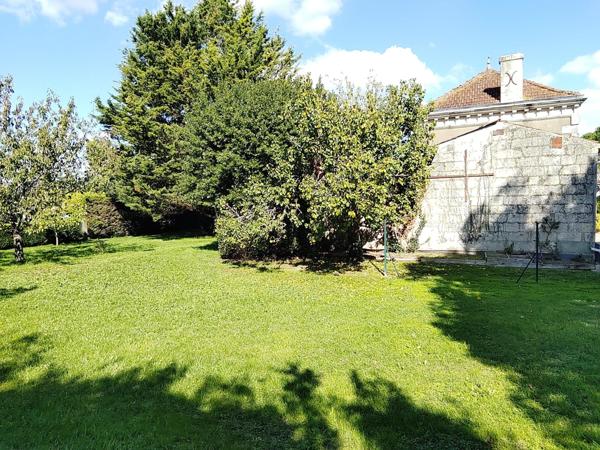 Belle Charentaise en pierre de taille