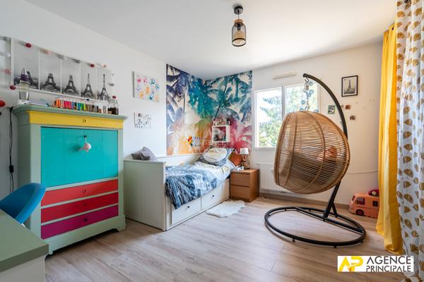 Maison Le Mesnil Le Roi 6 pièce(s) 143 m2 - 4 chambres 1 127 500 € **  - Référence  13307-cpy