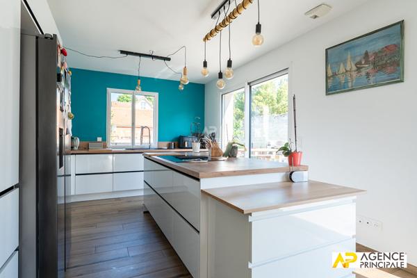 Maison Le Mesnil Le Roi 6 pièce(s) 143 m2 - 4 chambres 1 127 500 € **  - Référence  13307-cpy