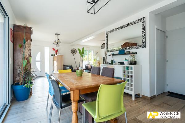Maison Le Mesnil Le Roi 6 pièce(s) 143 m2 - 4 chambres 1 127 500 € **  - Référence  13307-cpy