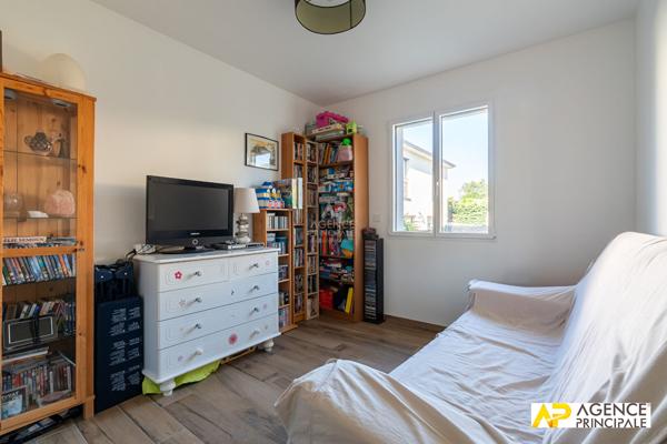 Maison Le Mesnil Le Roi 6 pièce(s) 143 m2 - 4 chambres 1 127 500 € **  - Référence  13307-cpy
