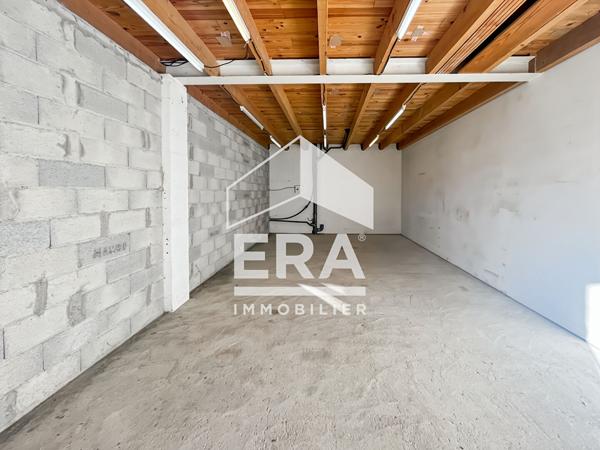 Local commercial de 43m2 avec une belle visibilité Barbentane