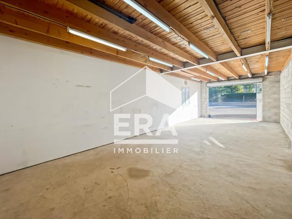 Local commercial de 43m2 avec une belle visibilité Barbentane