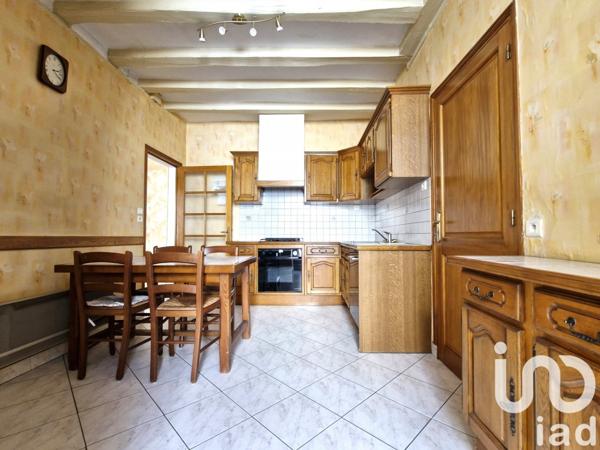 Maison de ville 4 pièces de 128 m² à Azay-le-Rideau (37190)