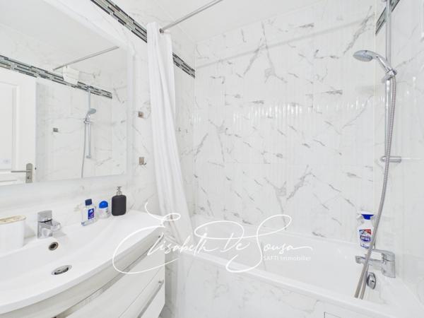 Bel appartement proche métro et commerces