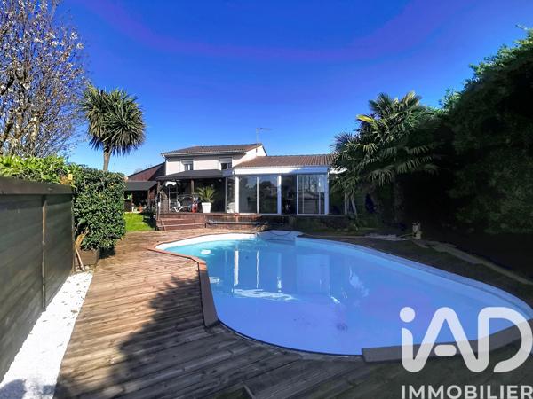 Maison à vendre 5 pièces 106 m² Villenave-d'Ornon