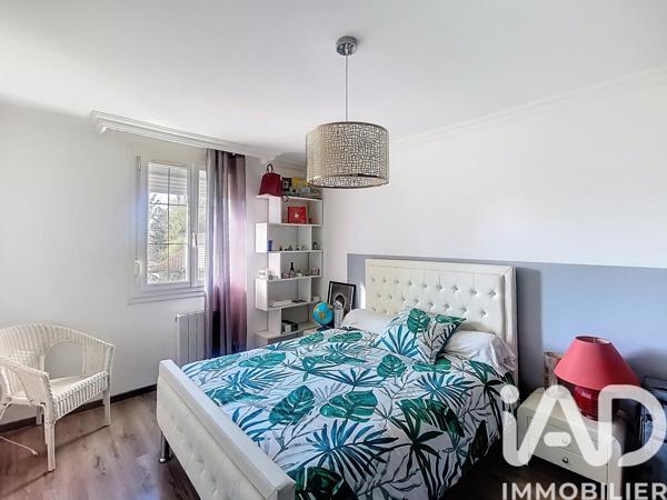Maison à vendre 5 pièces 106 m² Villenave-d'Ornon