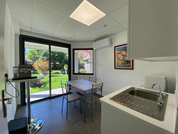 Local professionnel à vendre Saint-Pierre (97410)