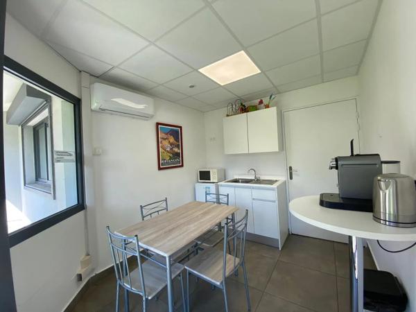 Local professionnel à vendre Saint-Pierre (97410)