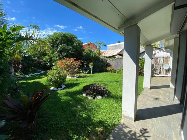 Local professionnel à vendre Saint-Pierre (97410)
