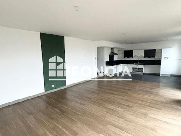 Location Appartement 5 pièces 111 m² - 29 RUE ROYET Saint-etienne 42000