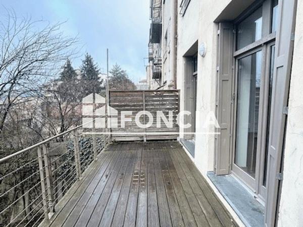 Location Appartement 5 pièces 111 m² - 29 RUE ROYET Saint-etienne 42000