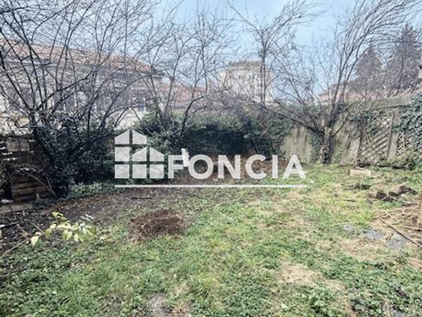 Location Appartement 5 pièces 111 m² - 29 RUE ROYET Saint-etienne 42000