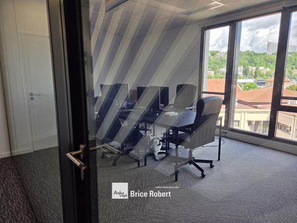 Bureaux à louer ou à vendre Lyon rooftop privatif quartier Vaise