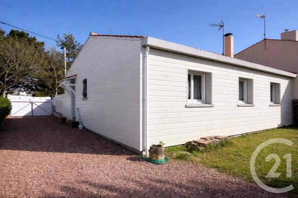 Maison à vendre  5 pièces - 102,11 m 2   SOULLANS  - 85