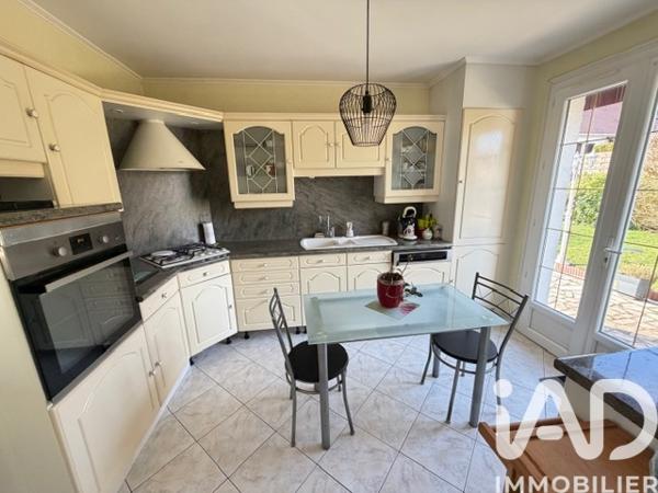 Maison à vendre 4 pièces 129 m² Saint-Fargeau-Ponthierry