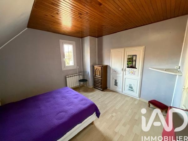 Maison à vendre 4 pièces 129 m² Saint-Fargeau-Ponthierry