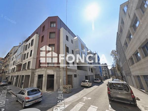 Location Appartement 2 pièces 43.4 m² - 5 RUE RAYMOND BANK - Grenoble 38000