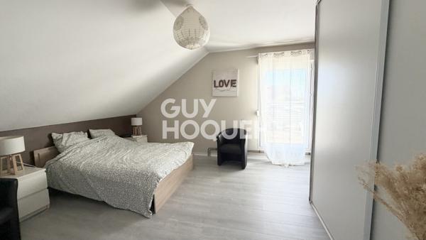 CHEVIGNY-SAINT-SAUVEUR Appartement à vendre de 5 pièces de 121.3 m²