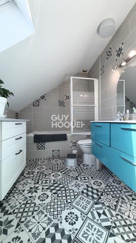 CHEVIGNY-SAINT-SAUVEUR Appartement à vendre de 5 pièces de 121.3 m²