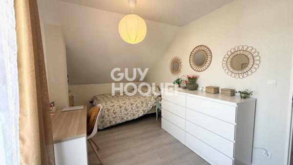 CHEVIGNY-SAINT-SAUVEUR Appartement à vendre de 5 pièces de 121.3 m²