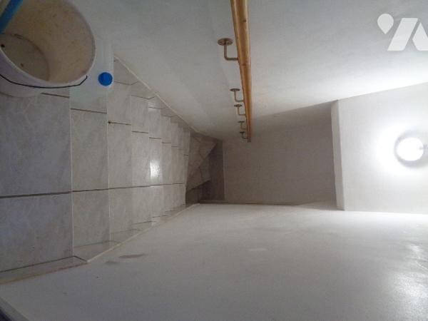 PAVILLON AVEC SOUS SOL