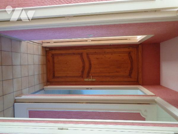 PAVILLON AVEC SOUS SOL