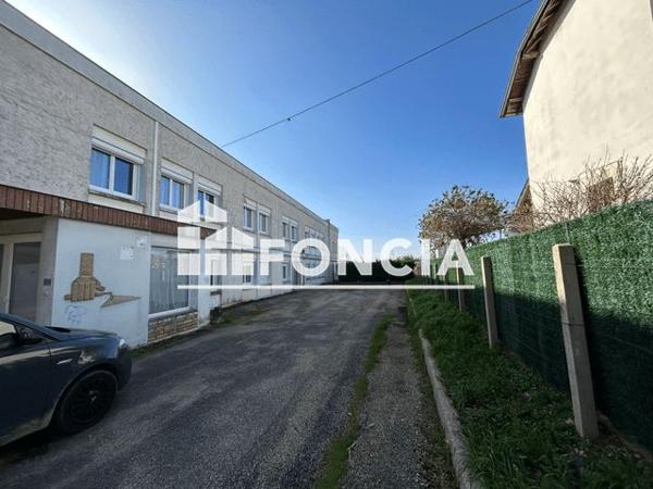 Location Appartement 3 pièces 72.75 m² - 713 AVENUE DE LA GARE Vonnas 01540