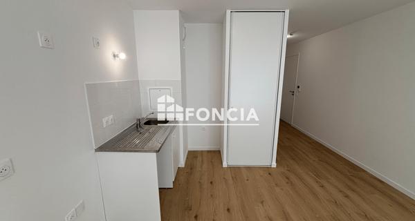 Location Studio 28.74 m² - Chevilly-larue 94550