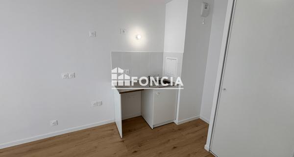 Location Studio 28.74 m² - Chevilly-larue 94550